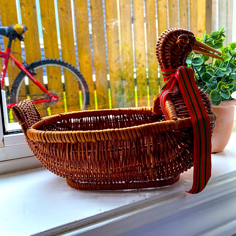 Wicker ducks
